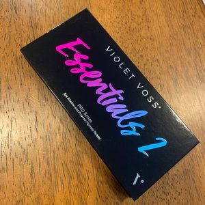 Violet Voss Essentials 2